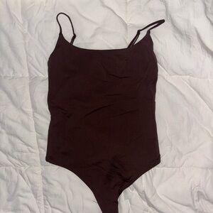 Aritzia Brown Cami Babaton Bodysuit XS